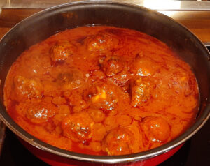 Boulettes de viande à la sauce tomate et mozzarella