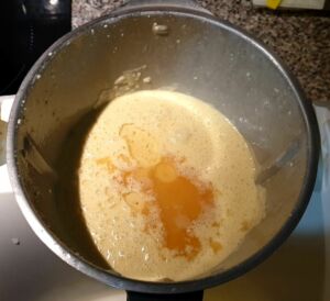 Crêpes au Thermomix (rhum, vanille et amande amère)