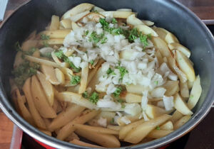 Pommes de terre rôties et sautées à la poêle