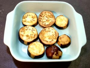 Aubergines au four gratinées