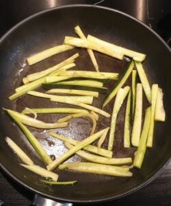 Nouilles de blé aux légumes