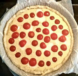 Tarte façon quiche aux tomates cerises mozzarella di Bufala et basilic