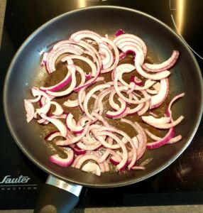 Rougets frits et poêlée de champignons