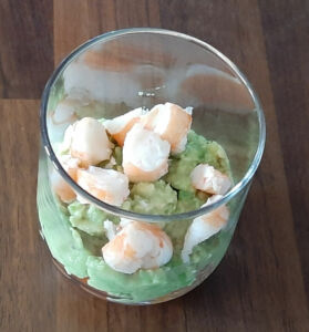 Verrines avocats crevettes