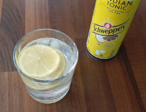 Gin tonic Schweppes