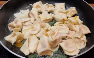 Raviolis potimarron parmesan