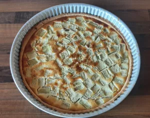 Tarte à la rhubarbe amande