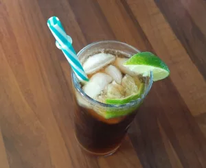 Cocktail cuba libre